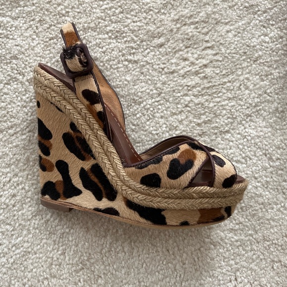 Christian Louboutin like new wedges! Size 36 - Picture 2 of 3